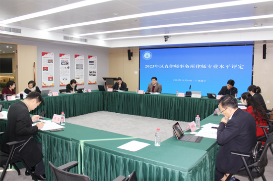 評審現(xiàn)場。曾嶸攝