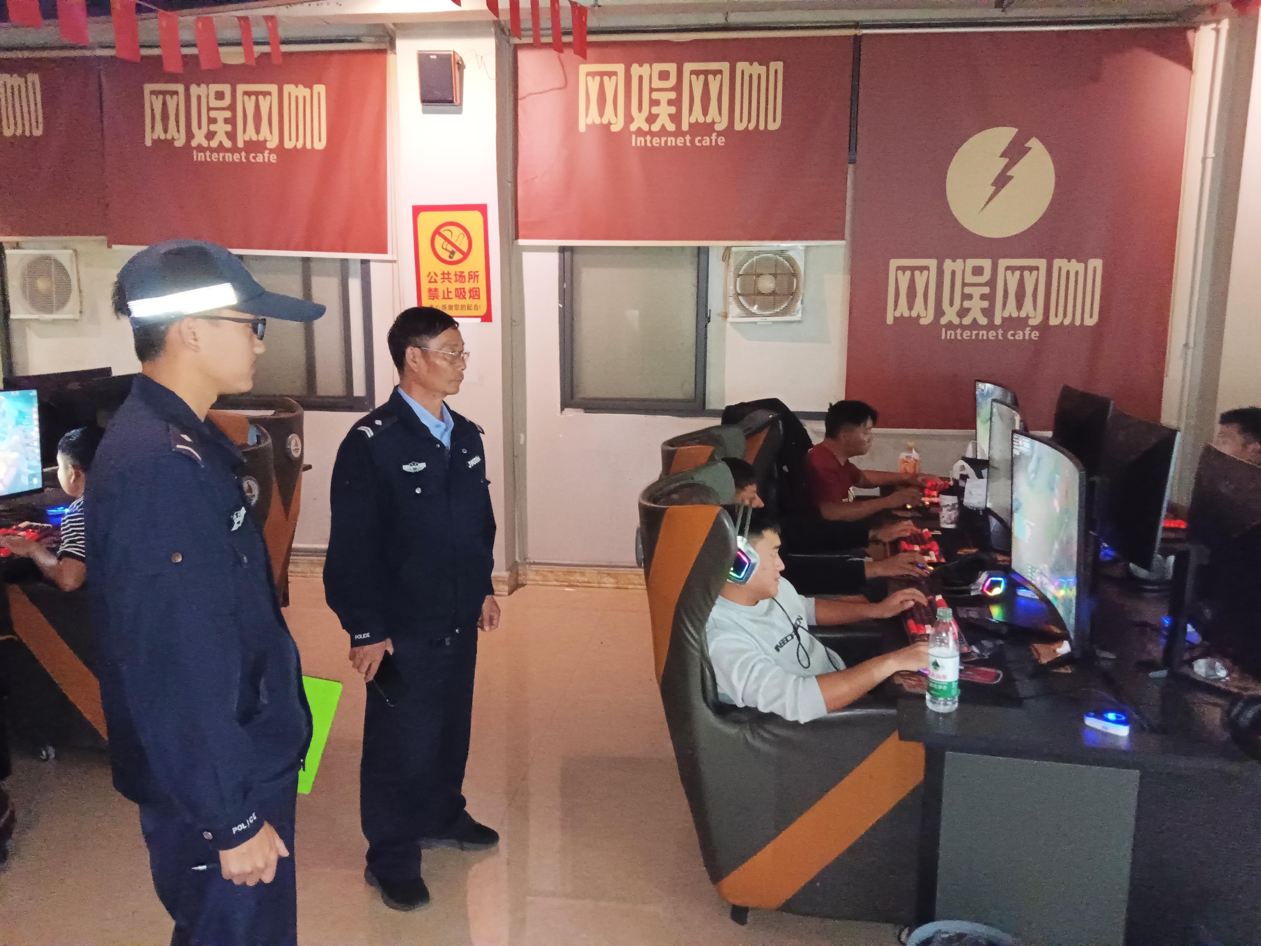 對(duì)娛樂(lè)場(chǎng)所進(jìn)行檢查.jpg 對(duì)娛樂(lè)場(chǎng)所進(jìn)行檢查.jpg