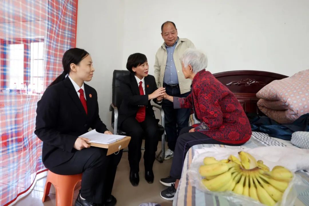 “你們跑了腿兒，暖了俺的心兒！”.jpg